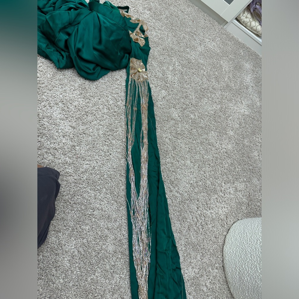 Pre-draped saree - Picture 9 of 12